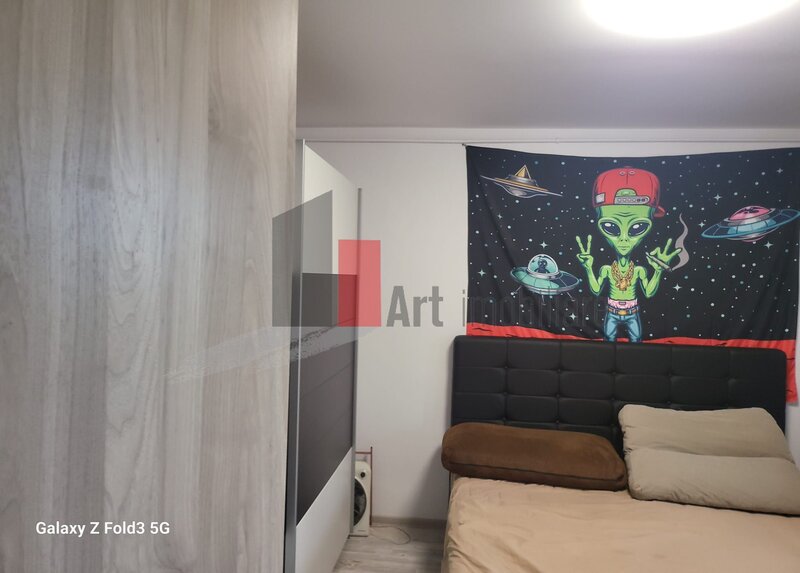 Trapezului Apartament 3 camere decomandat