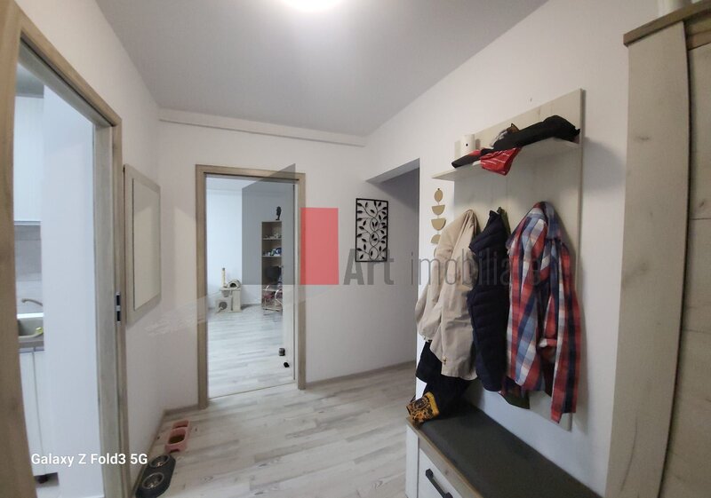 Trapezului Apartament 3 camere decomandat
