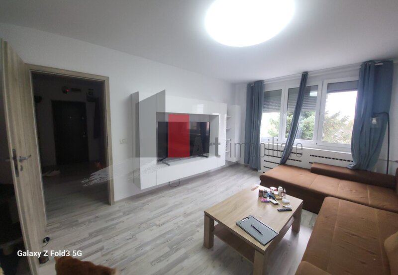 Trapezului Apartament 3 camere decomandat