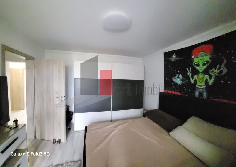Trapezului Apartament 3 camere decomandat